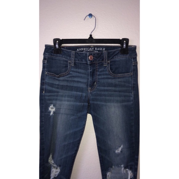 American Eagle High-Waisted Distressed Jeggings - Picture 6 of 8